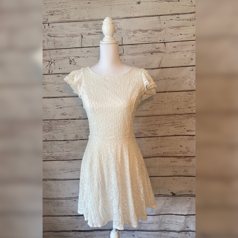 White lace dress Small